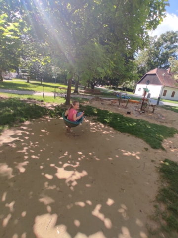 1781621080324